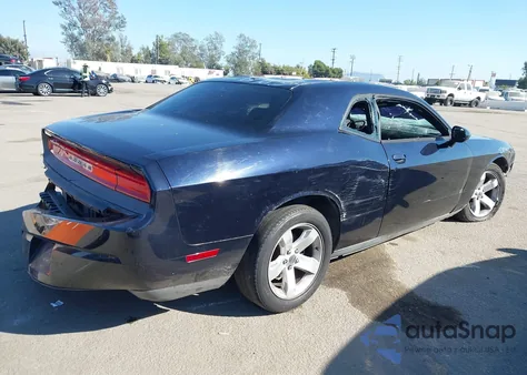 2012 Dodge Challenger Sxt z USA, uszkodzony, nr VIN 2C3CDYAG4CH157319